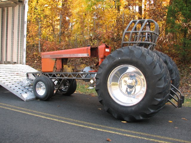picture of 200 allis chalmers limited light super stock pulling tractor chassis Clifford Atkins